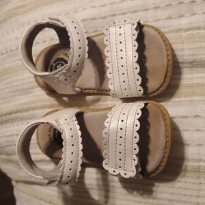 Livie & Luca Posey Sandal Size 8